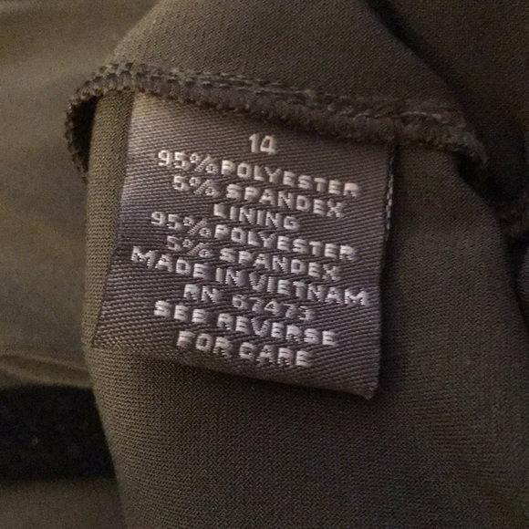 Taylor Dress - Picture 4 of 4